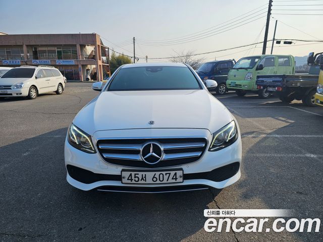 Mercedes-Benz E-Class E220d Avantgarde