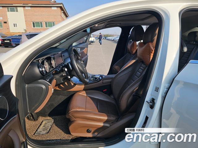 Mercedes-Benz E-Class E220d Avantgarde