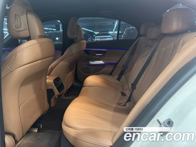 Mercedes-Benz E-Class E220d 4MATIC Exclusive