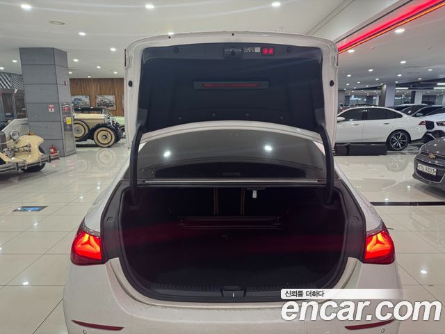 Mercedes-Benz E-Class E220d 4MATIC Exclusive