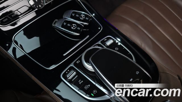 Mercedes-Benz E-Class E300 Exclusive
