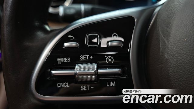 Mercedes-Benz E-Class E300 Exclusive