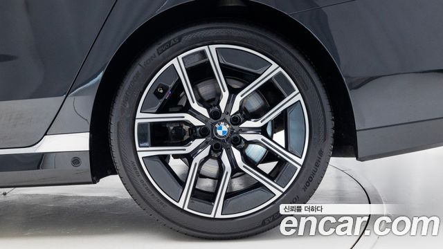 BMW 7-Series 740i xDrive M Sport Limited