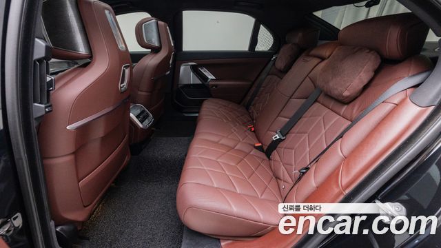 BMW 7-Series 740i xDrive M Sport Limited