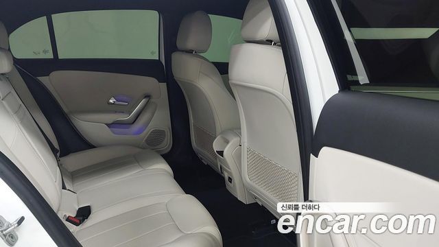 Mercedes-Benz A-Class A220 Hatchback