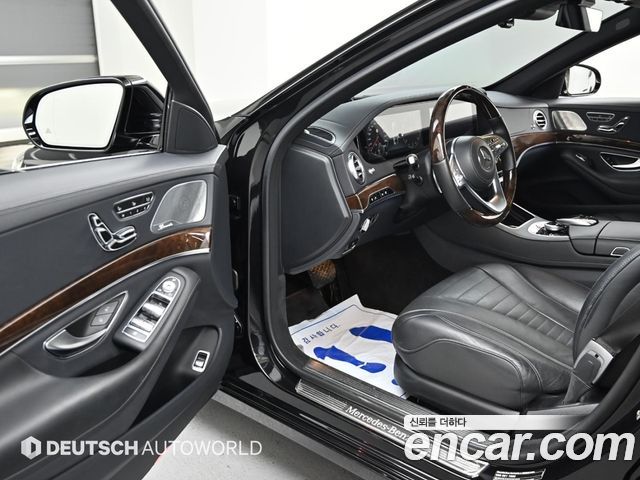 Mercedes-Benz S-Class S560L 4MATIC