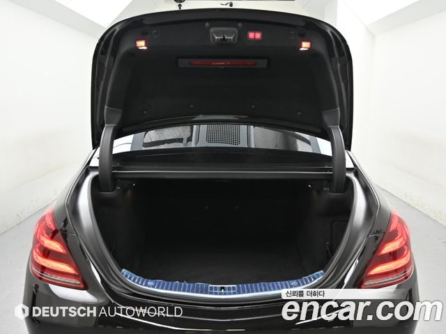 Mercedes-Benz S-Class S560L 4MATIC