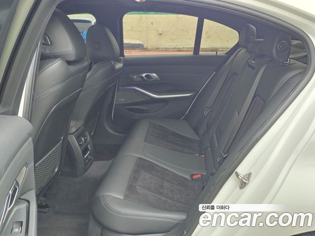 BMW 3-Series 320i M Sport