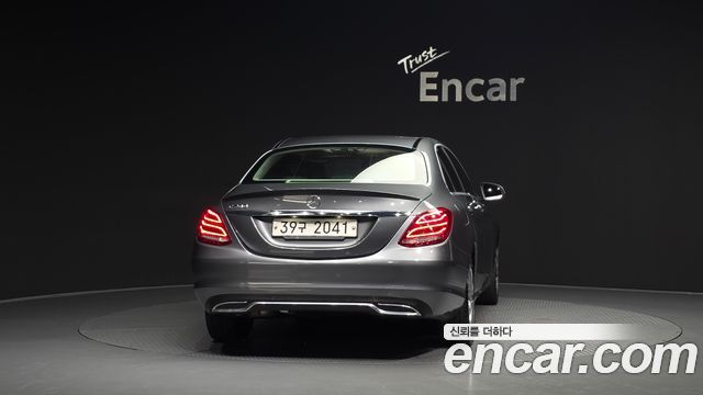 Mercedes-Benz C-Class C200 Avantgarde