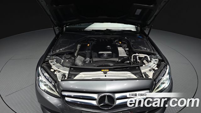 Mercedes-Benz C-Class C200 Avantgarde