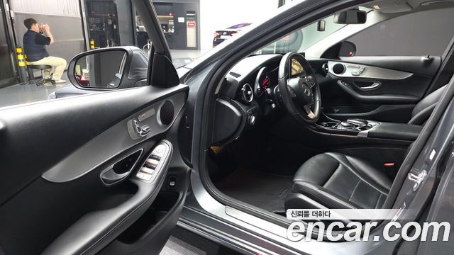 Mercedes-Benz C-Class C200 Avantgarde