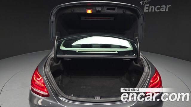 Mercedes-Benz C-Class C200 Avantgarde