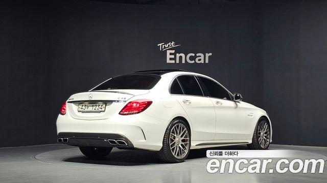 Mercedes-Benz C-Class C63 AMG