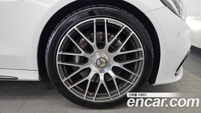 Mercedes-Benz C-Class C63 AMG