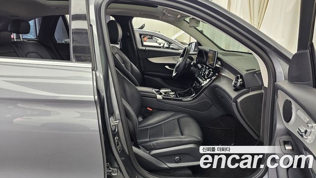 Mercedes-Benz GLC-Class GLC220 d 4MATIC
