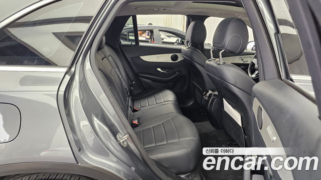 Mercedes-Benz GLC-Class GLC220 d 4MATIC