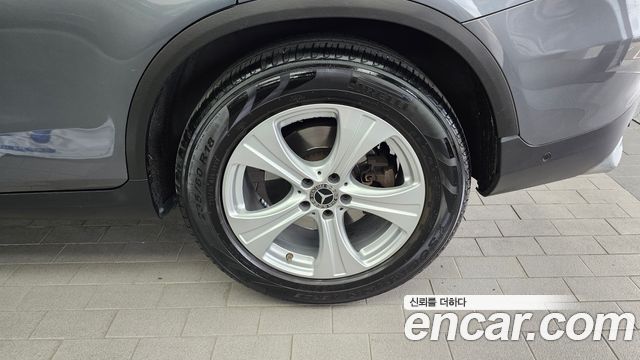Mercedes-Benz GLC-Class GLC220 d 4MATIC
