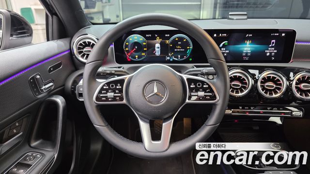 Mercedes-Benz A-Class A220 Hatchback