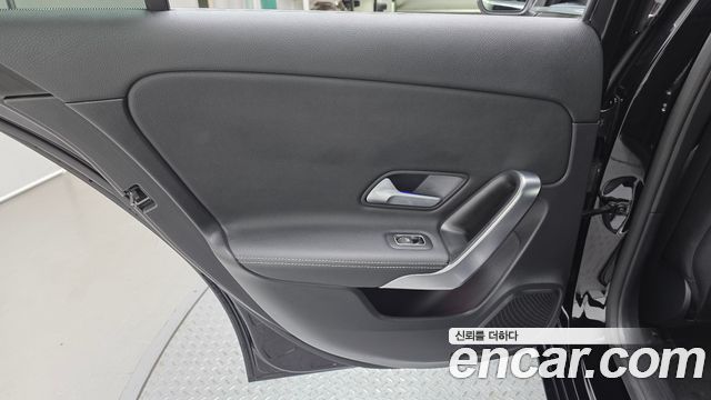 Mercedes-Benz A-Class A220 Hatchback
