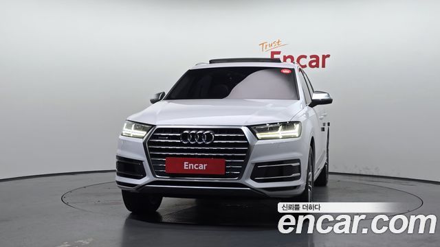 Audi Q7 45 TFSI Quattro