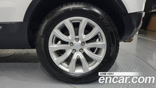 Land Rover Range Rover Evoque 2.0 TD4 SE