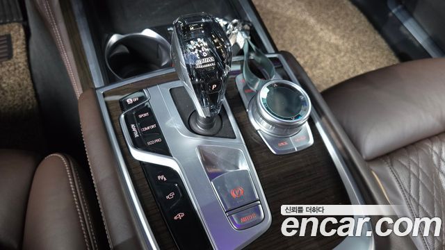 BMW 7-Series 740i Design Pure Excellence