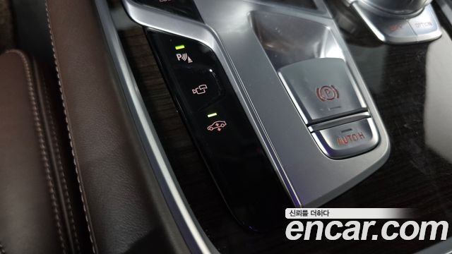 BMW 7-Series 740i Design Pure Excellence