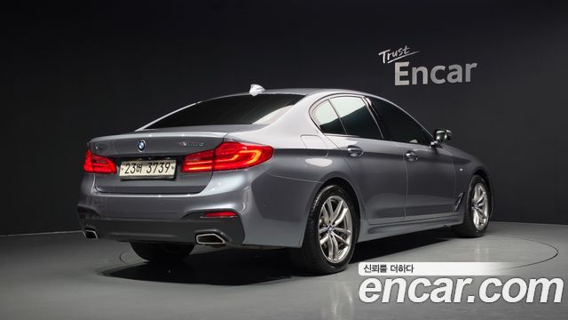 BMW 5-Series 520d xDrive M Sport Package Plus