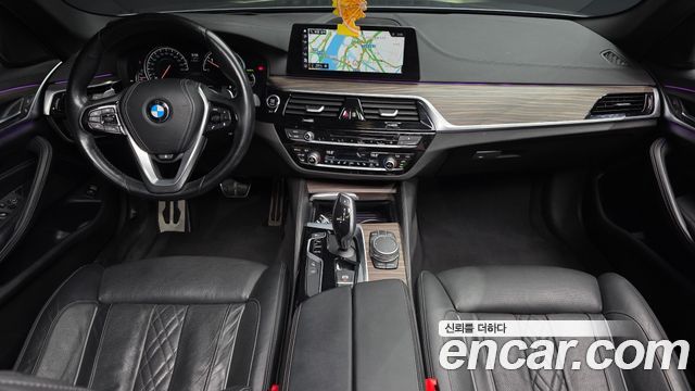 BMW 5-Series 520d xDrive M Sport Package Plus