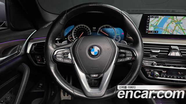 BMW 5-Series 520d xDrive M Sport Package Plus