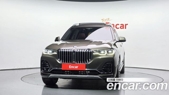 BMW X7 xDrive 40i Design Pure Excellence 6-Seater