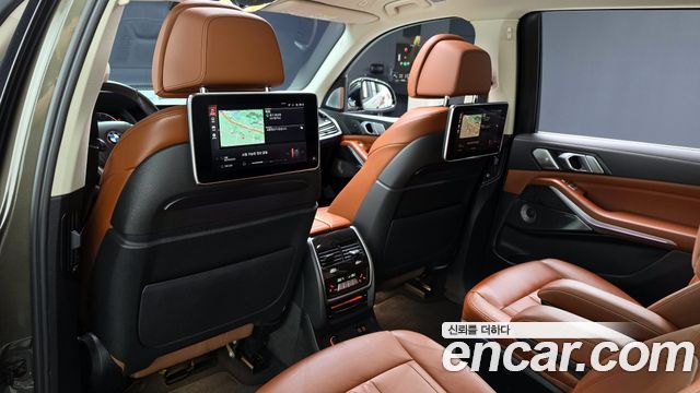 BMW X7 xDrive 40i Design Pure Excellence 6-Seater