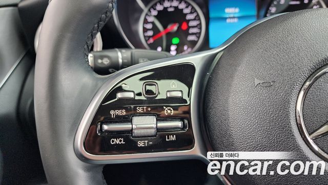 Mercedes-Benz C-Class C200 Avantgarde