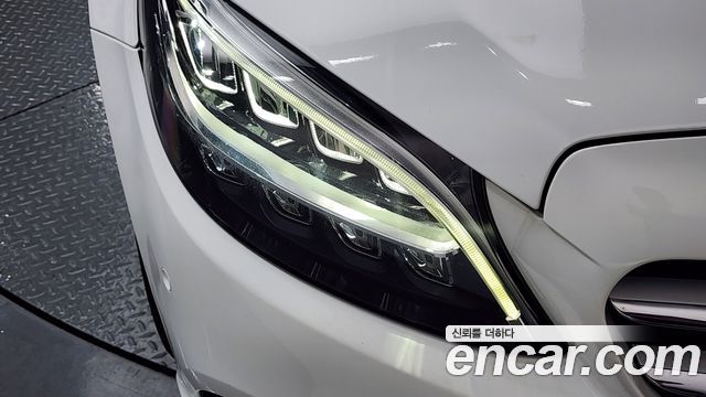 Mercedes-Benz C-Class C200 Avantgarde