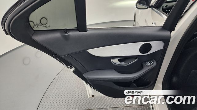 Mercedes-Benz C-Class C200 Avantgarde