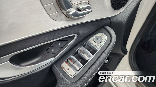 Mercedes-Benz C-Class C200 Avantgarde