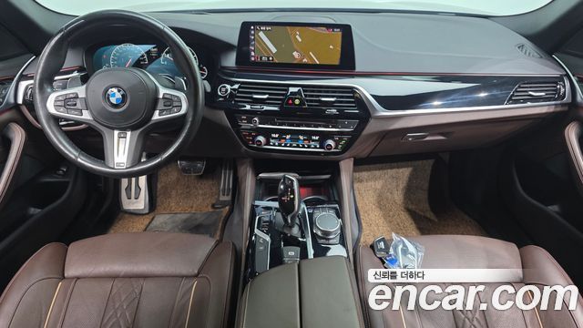 BMW 5-Series 530i xDrive M Sport Package Plus