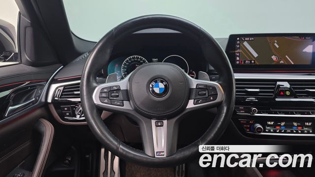 BMW 5-Series 530i xDrive M Sport Package Plus