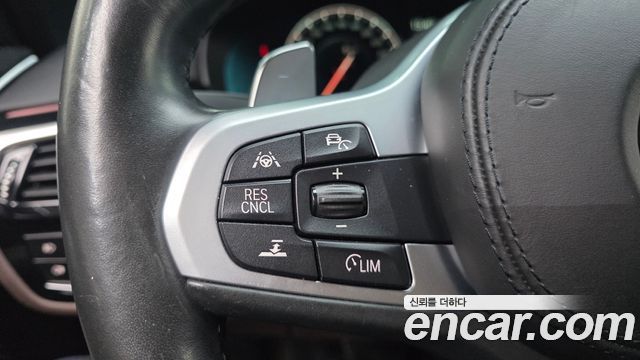 BMW 5-Series 530i xDrive M Sport Package Plus