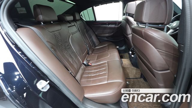 BMW 5-Series 530i xDrive M Sport Package Plus