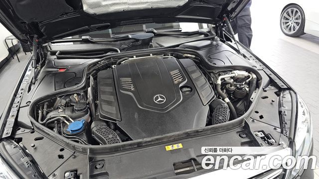 Mercedes-Benz S-Class S560L 4MATIC