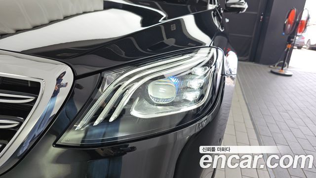 Mercedes-Benz S-Class S560L 4MATIC