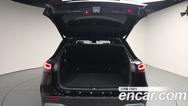 Mercedes-Benz GLA-Class GLA45 AMG 4MATIC+