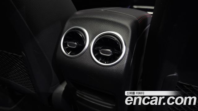Mercedes-Benz GLA-Class GLA45 AMG 4MATIC+