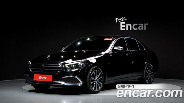 Mercedes-Benz E-Class E300e 4MATIC Exclusive