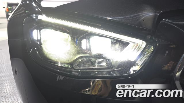 Mercedes-Benz E-Class E300e 4MATIC Exclusive