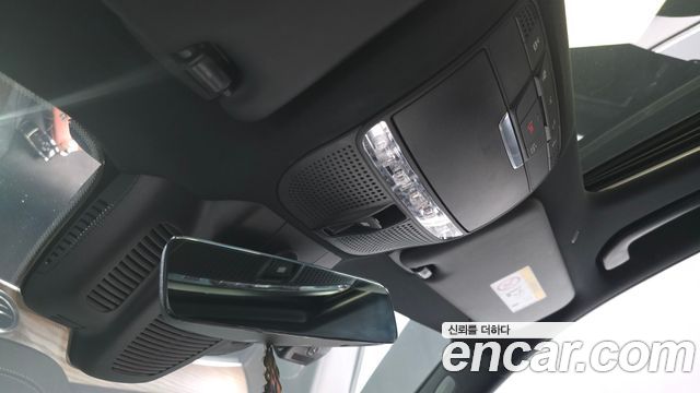 Mercedes-Benz E-Class E300e 4MATIC Exclusive