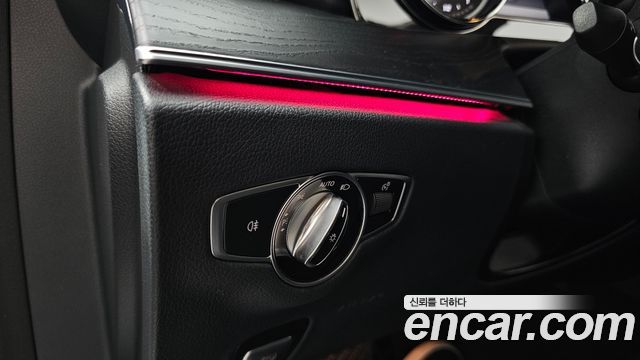 Mercedes-Benz E-Class E200 Avantgarde