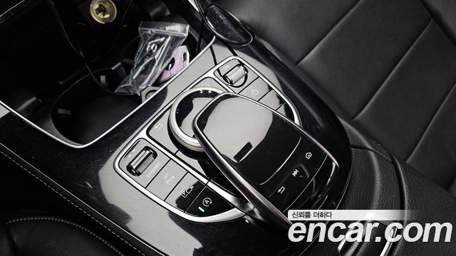 Mercedes-Benz E-Class E200 Avantgarde