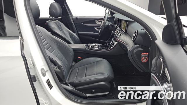 Mercedes-Benz E-Class E200 Avantgarde